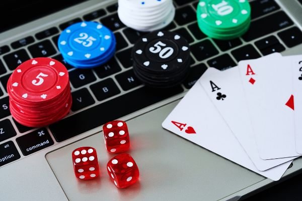 Contoh data paito mingguan sar288 slot yang menampilkan ringkasan taruhan dan transaksi
